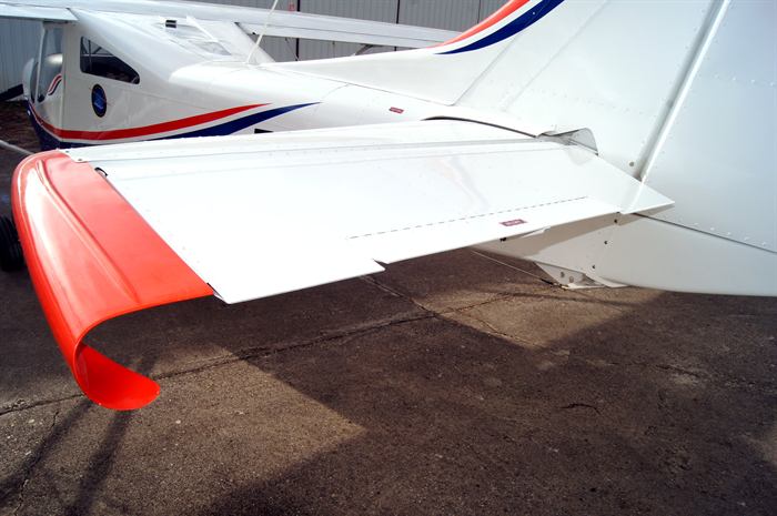 Uchycení křídla a ocasu Tayrona MXP 1000
