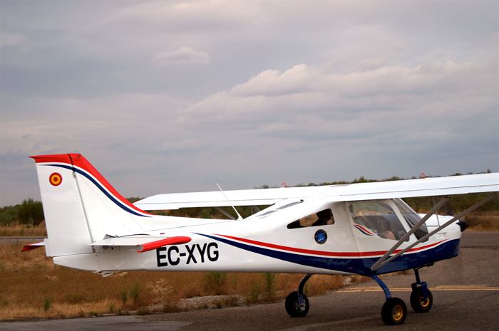 Zadní profil a kýlová plocha Tayrona MXP 1000